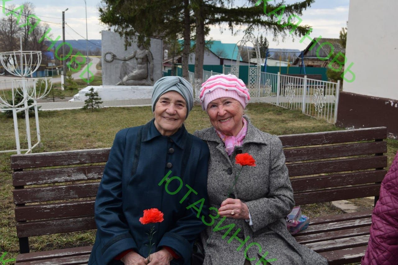 Ветераны производства – на встрече в Старых Уруссу