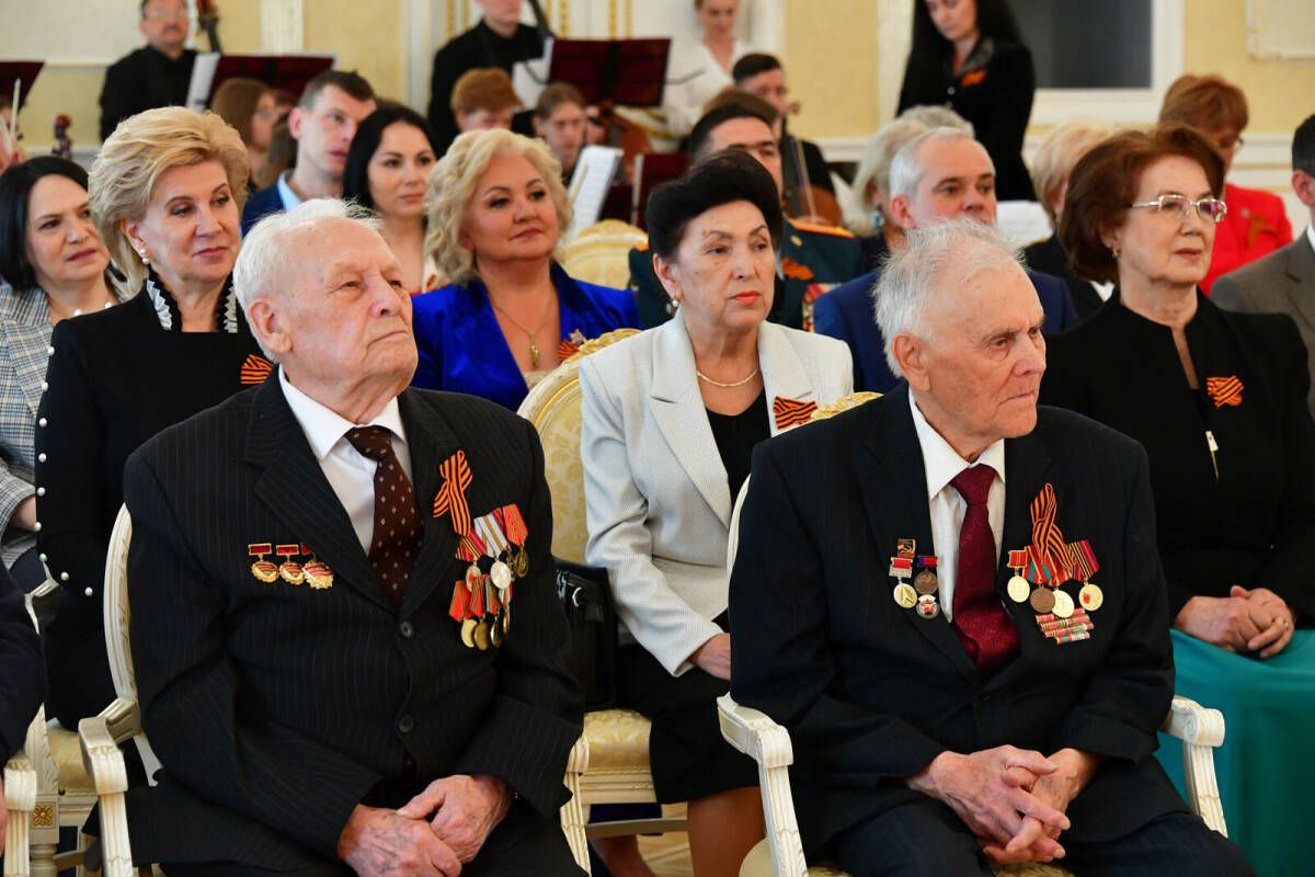 Татарстан наградил ветеранов и деятелей культуры