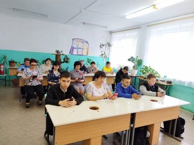Мало-Уруссинская школа присоединилась к  акции «Диктант Победы»