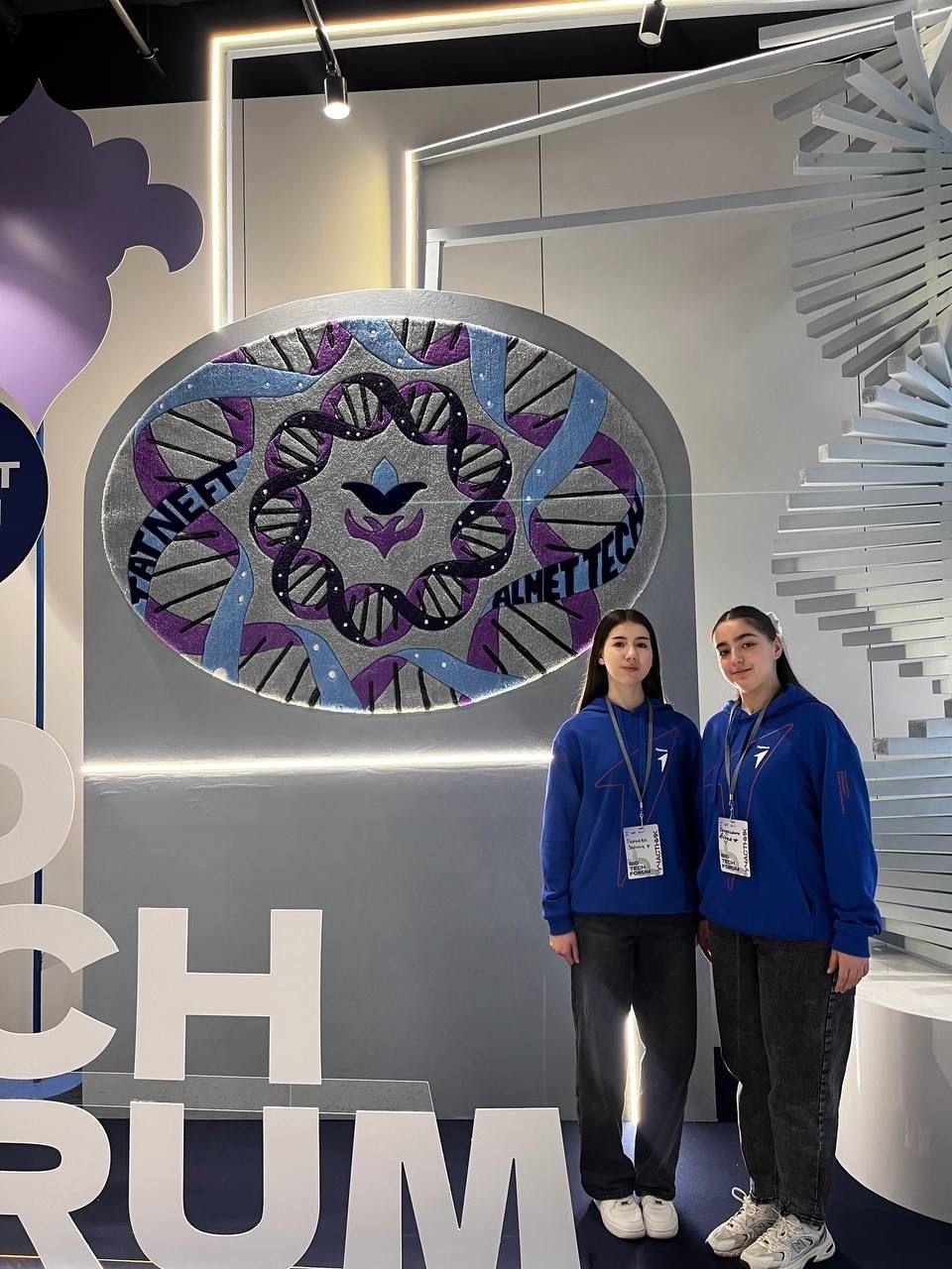 Участницы Движения Первых на Biotech Forum