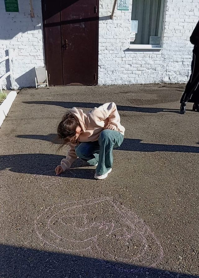 Пусть всегда будет небо, солнце, мама, я!
