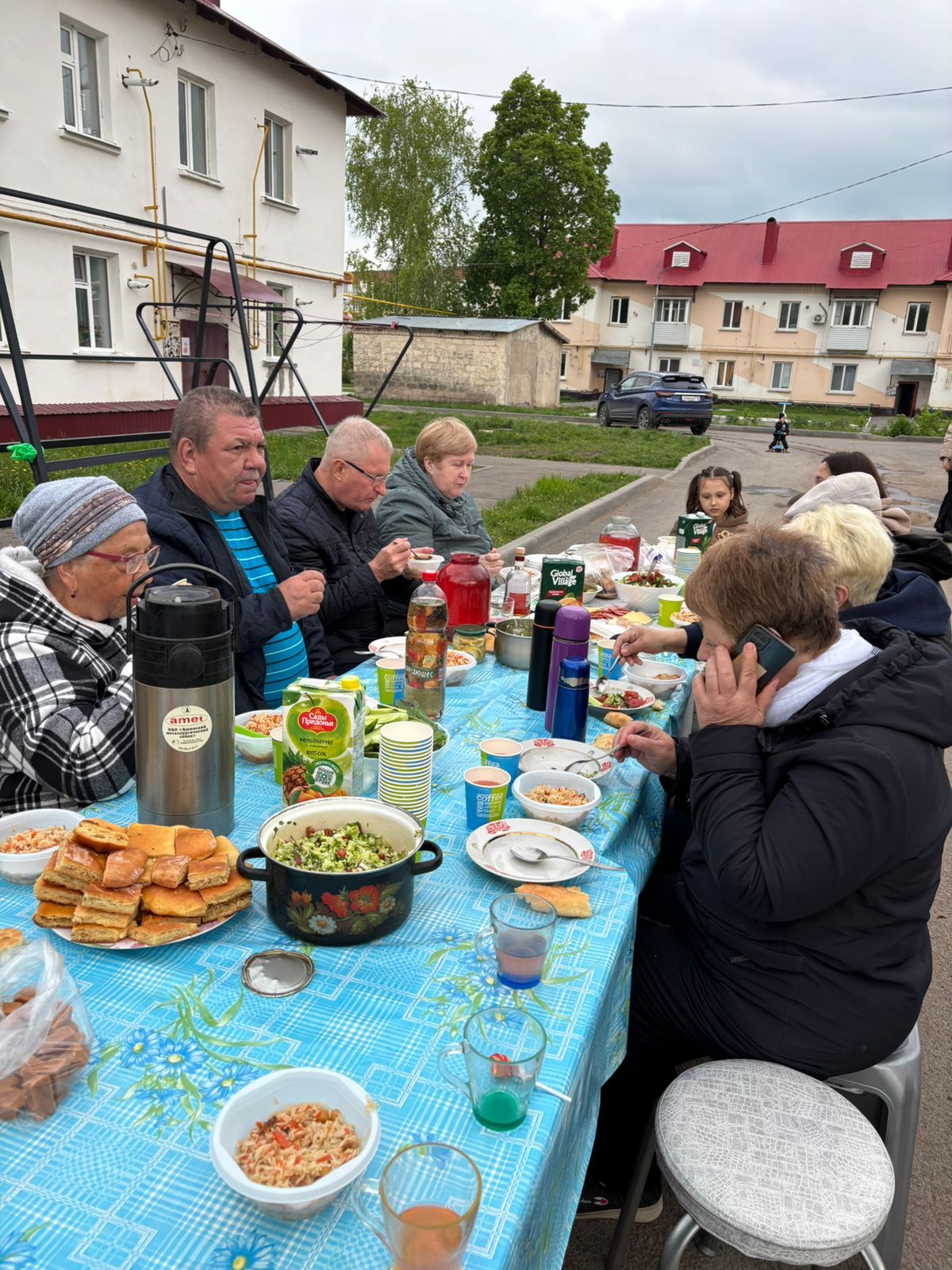 Как праздник двора укрепил соседские связи на Славянской улице
