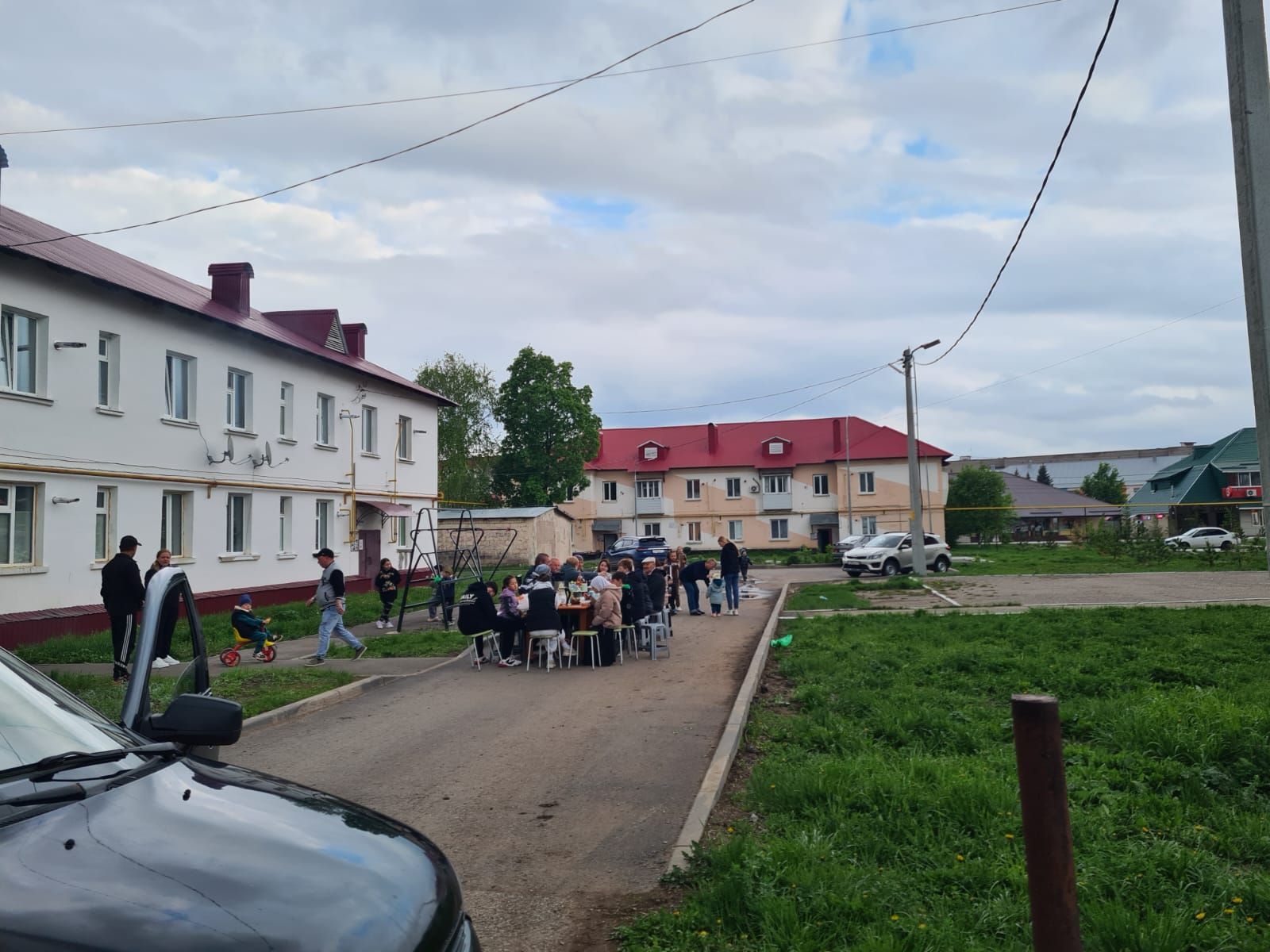 Как праздник двора укрепил соседские связи на Славянской улице