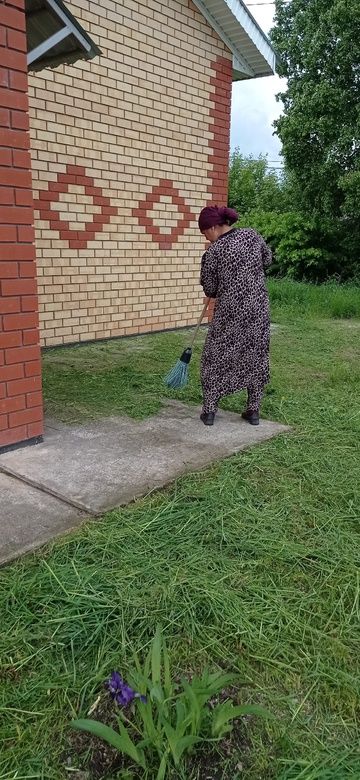 Субботник в Байряки-Тамакском сельском доме культуры