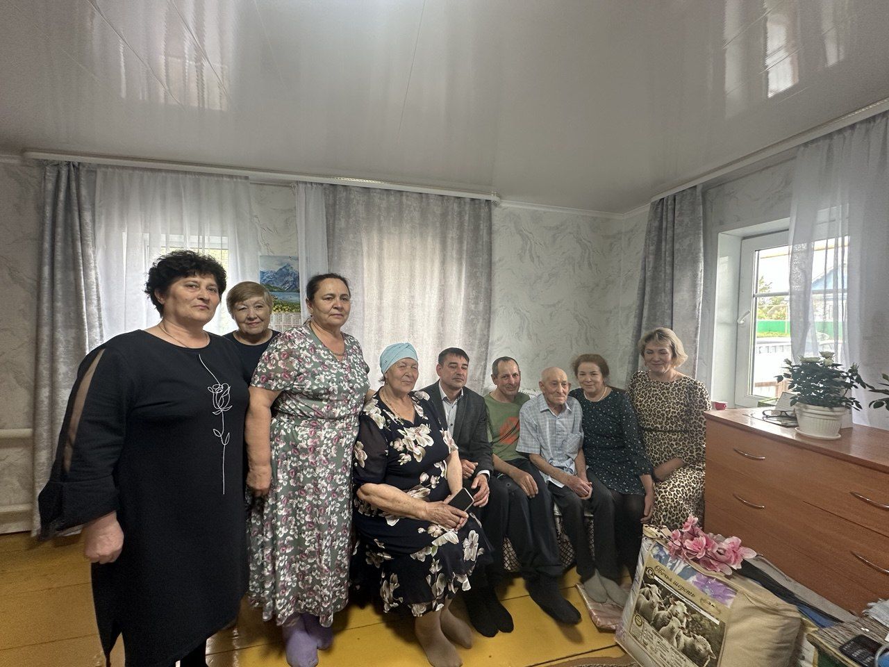 Туган җиргә, гаиләгә һәм игелек кылуга багышланган язмыш.