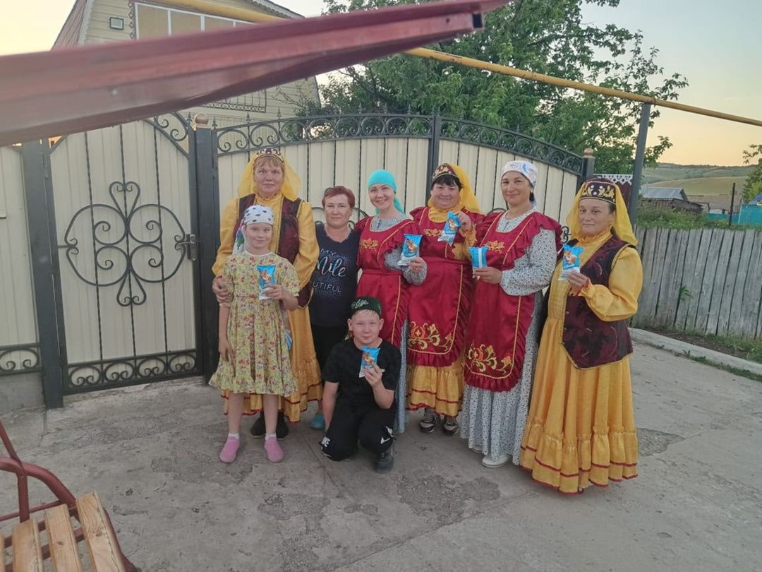 «Ай, Рэхмэт!»: Традиция дарения на Сабантуй