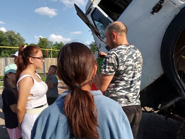 «Рядом — СВОи герои»