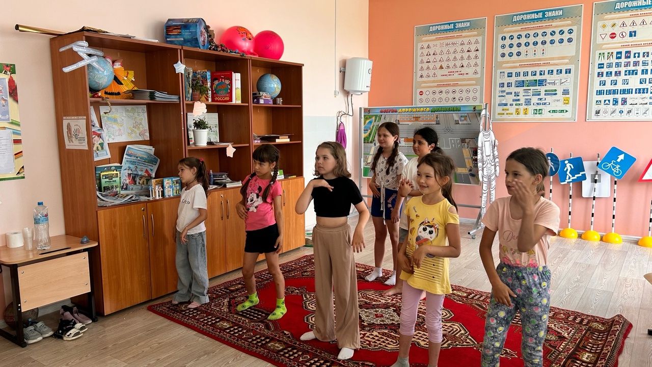 День дружбы и открытий в лагере