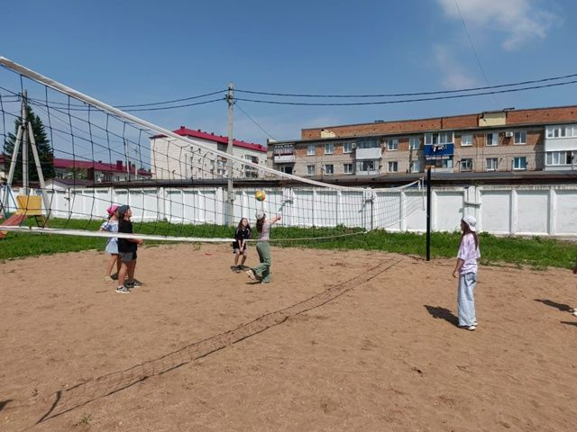 Летняя активность в дворовом лагере