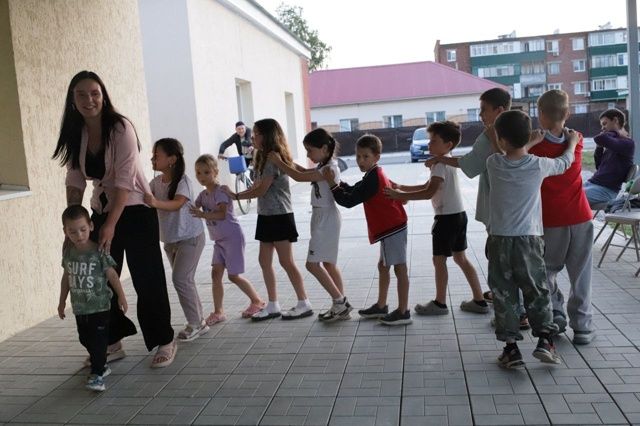 Яркая дискотека «Ура! Жара!» в «Атлант»