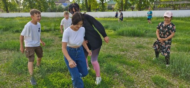 Дружеский футбольный матч в День Семьи, Любви и Верности
