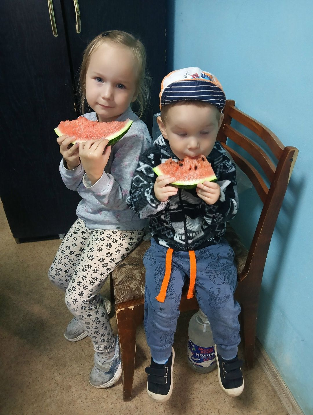Работники Абсалямовского сельского дома культуры организовали захватывающую игру в комический футбол