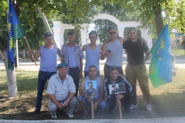 Уважаемые воины-десантники и ветераны ВДВ