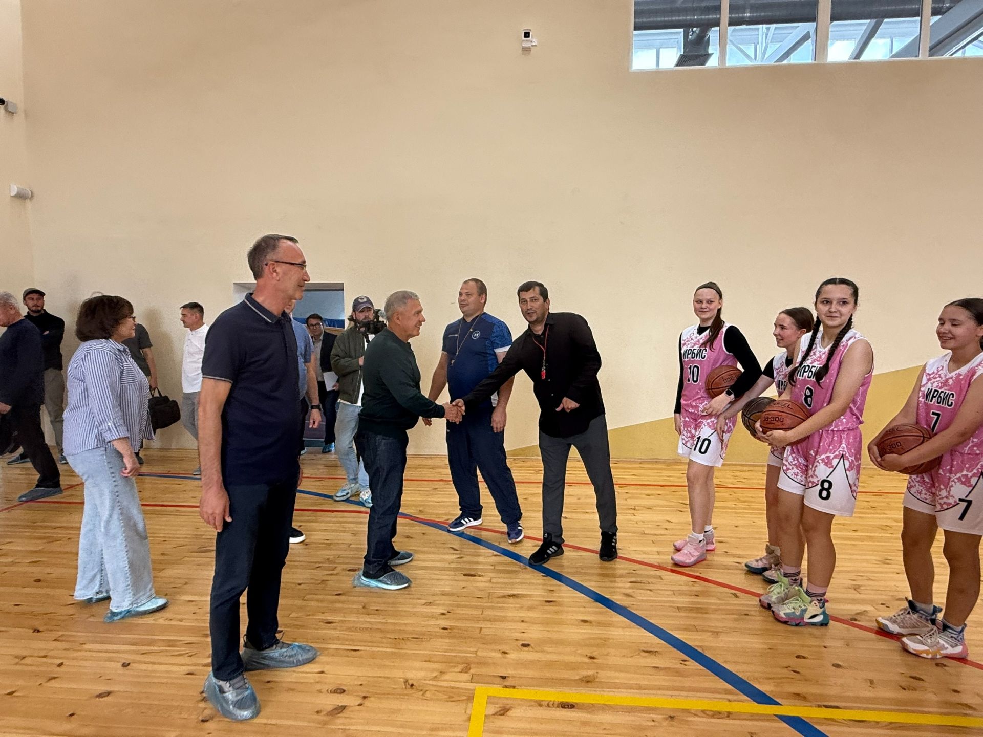 Миңнеханов Ютазы районына килде