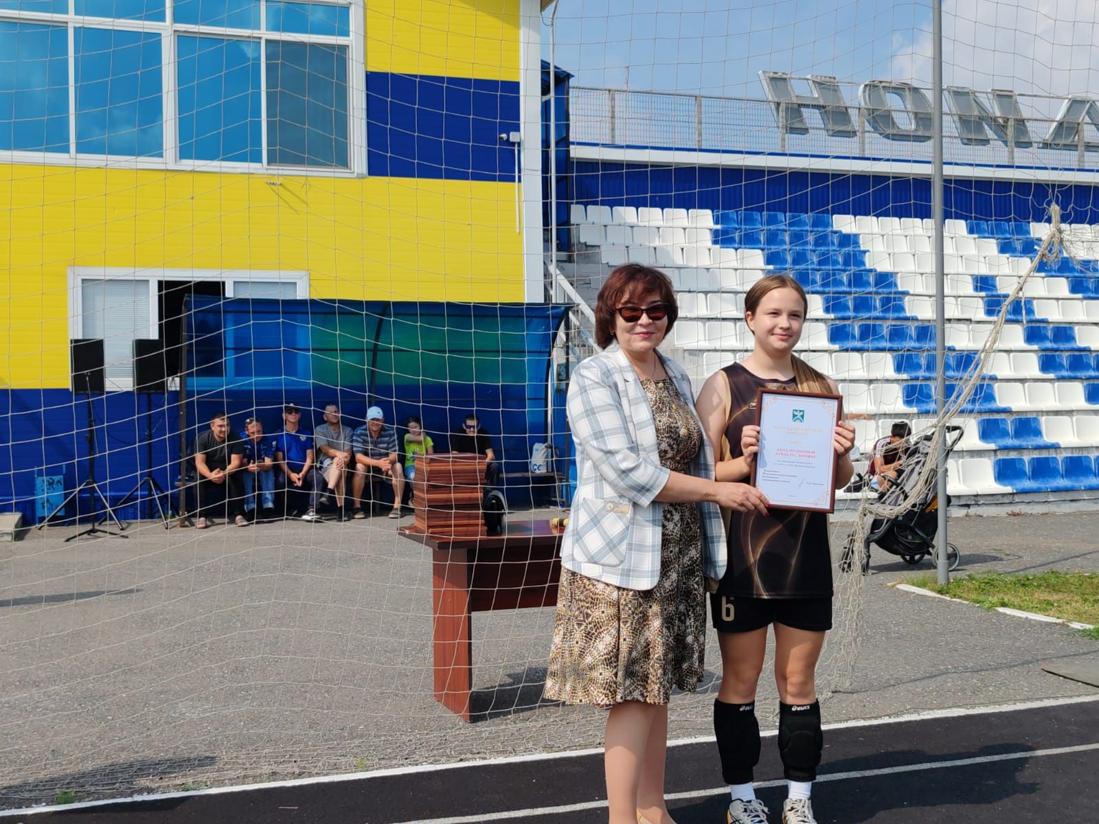 «Энергия» приветствовала физкультурников и спортсменов