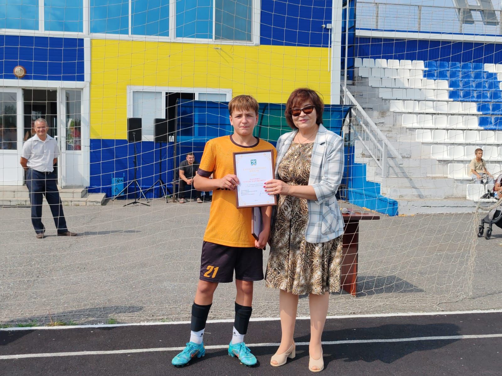 «Энергия» приветствовала физкультурников и спортсменов