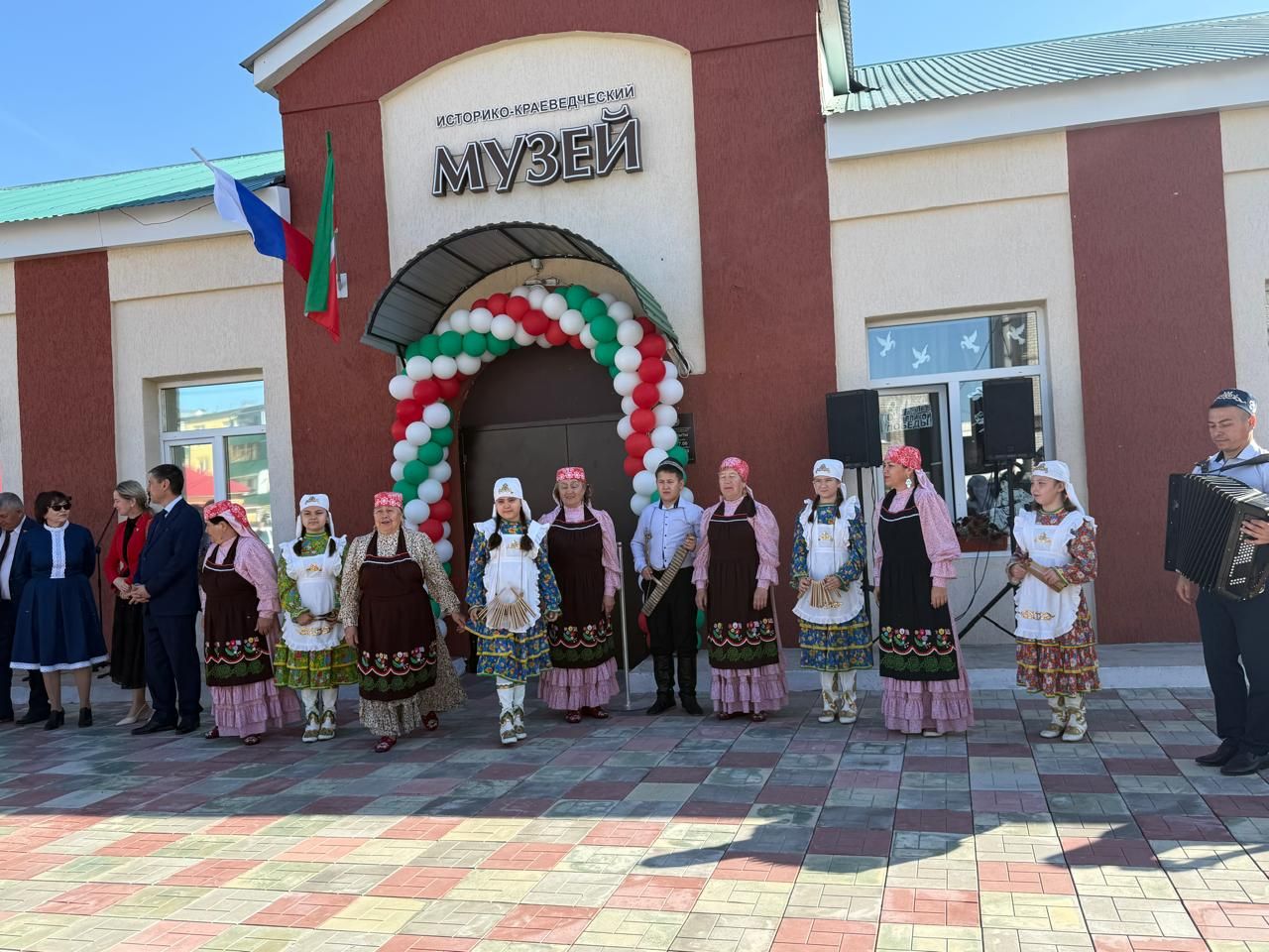 Распахнули двери обновленные очаги культуры