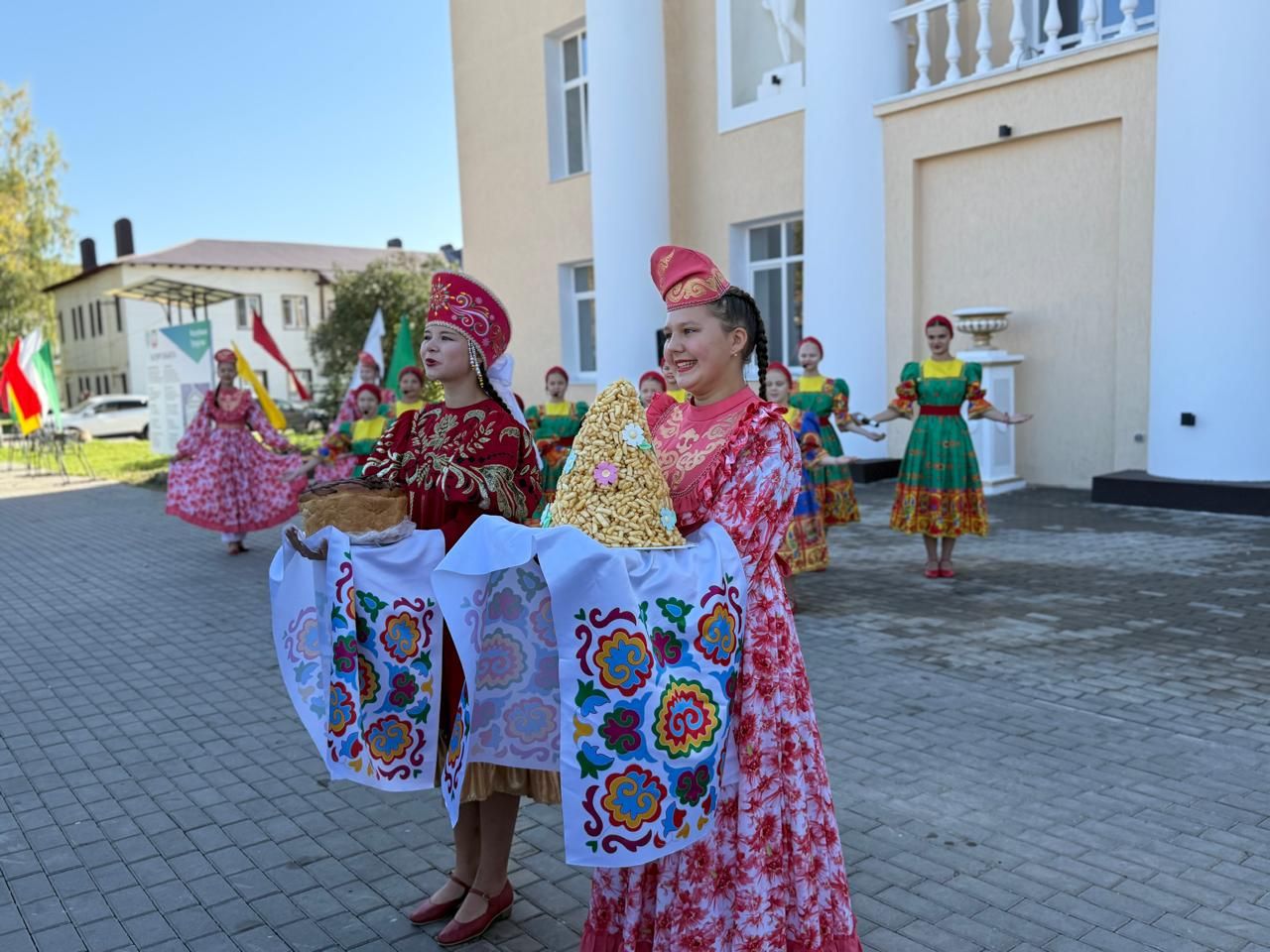 Распахнули двери обновленные очаги культуры