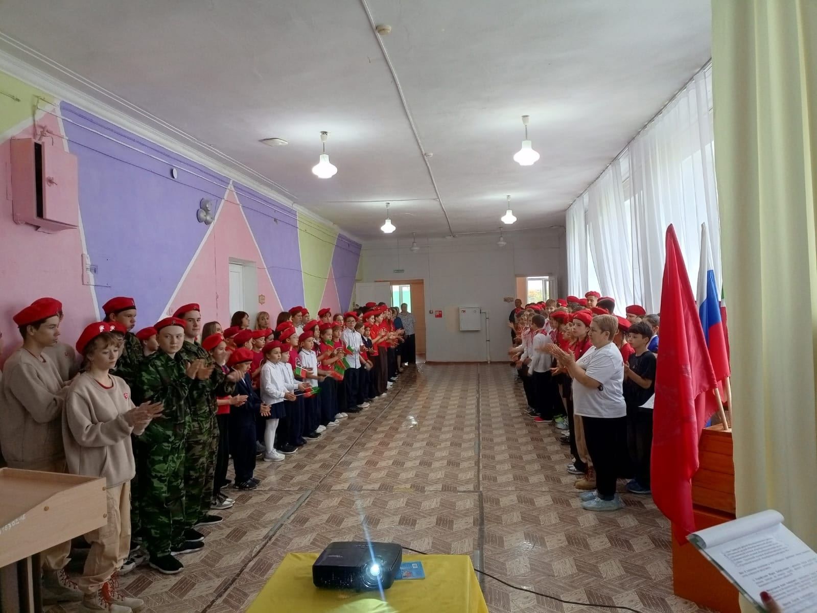 Ютазинские школьники пополнили ряды «Юнармии» в торжественной обстановке