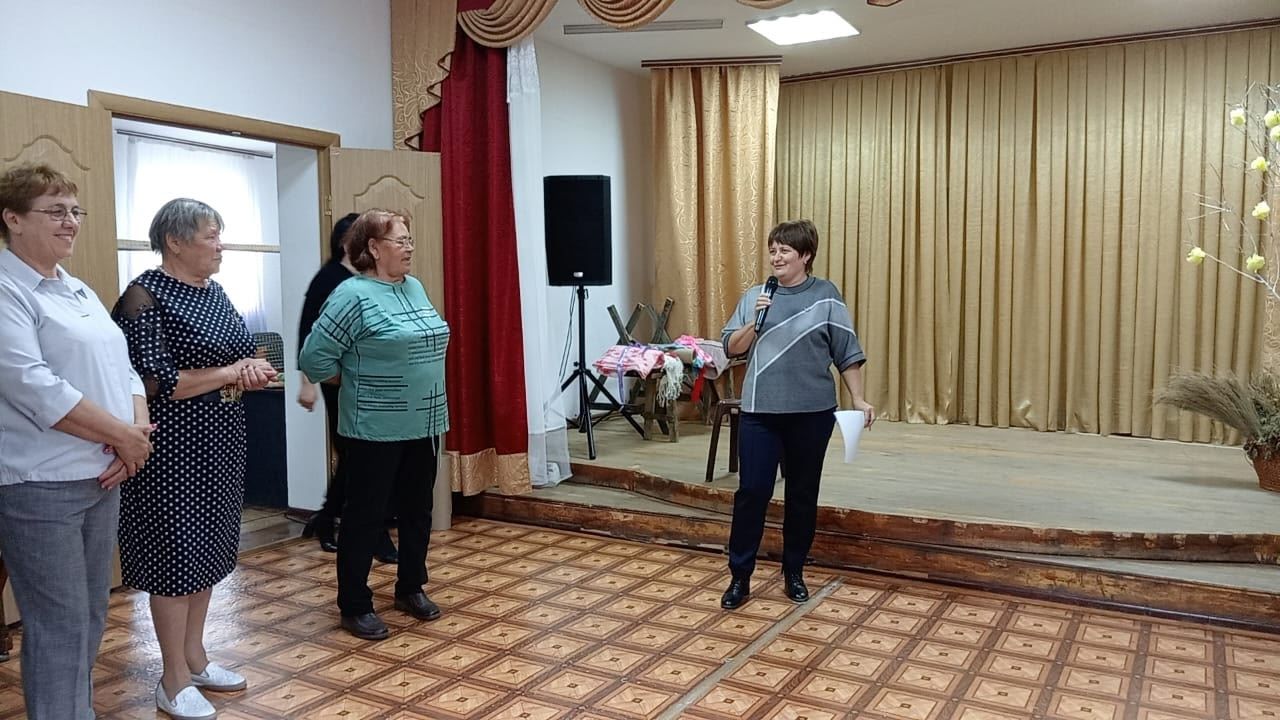 В Дым-Тамакском сельском поселении чествовали старшее поколение
