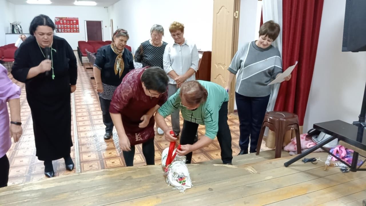 В Дым-Тамакском сельском поселении чествовали старшее поколение