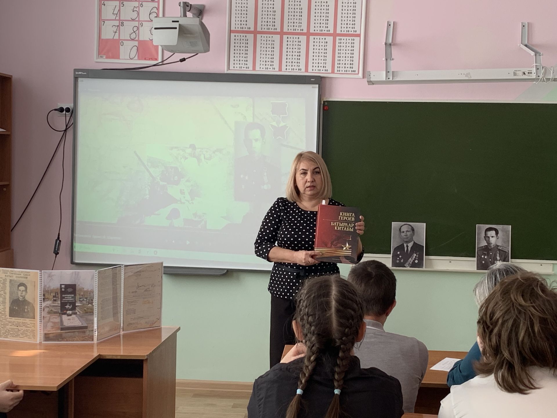 «И вышел из боя героем танкист...»