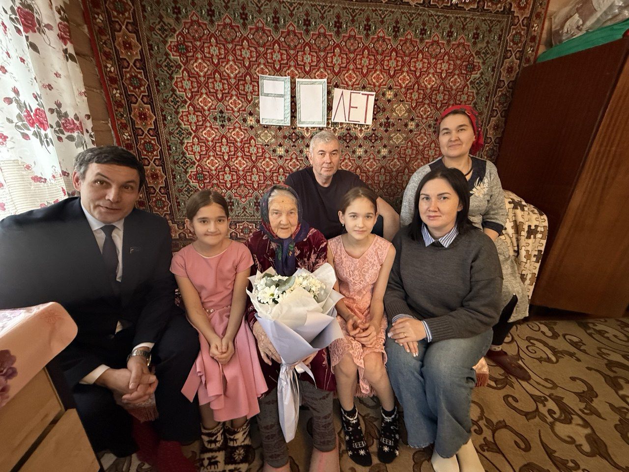 Ачлык һәм мохтаҗлык кичереп, Ольга Галиәхмәт кызы Салихова 90 яшькә җитә