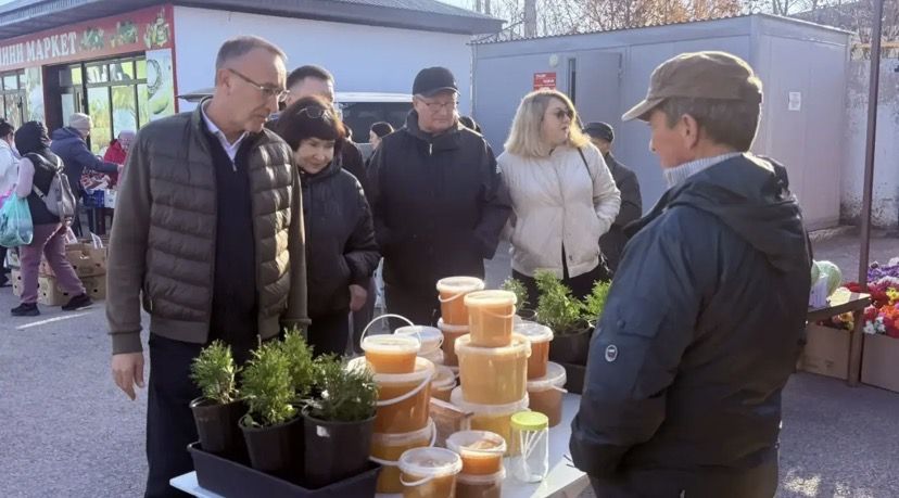 В Уруссу проводили бабье лето большой ярмаркой