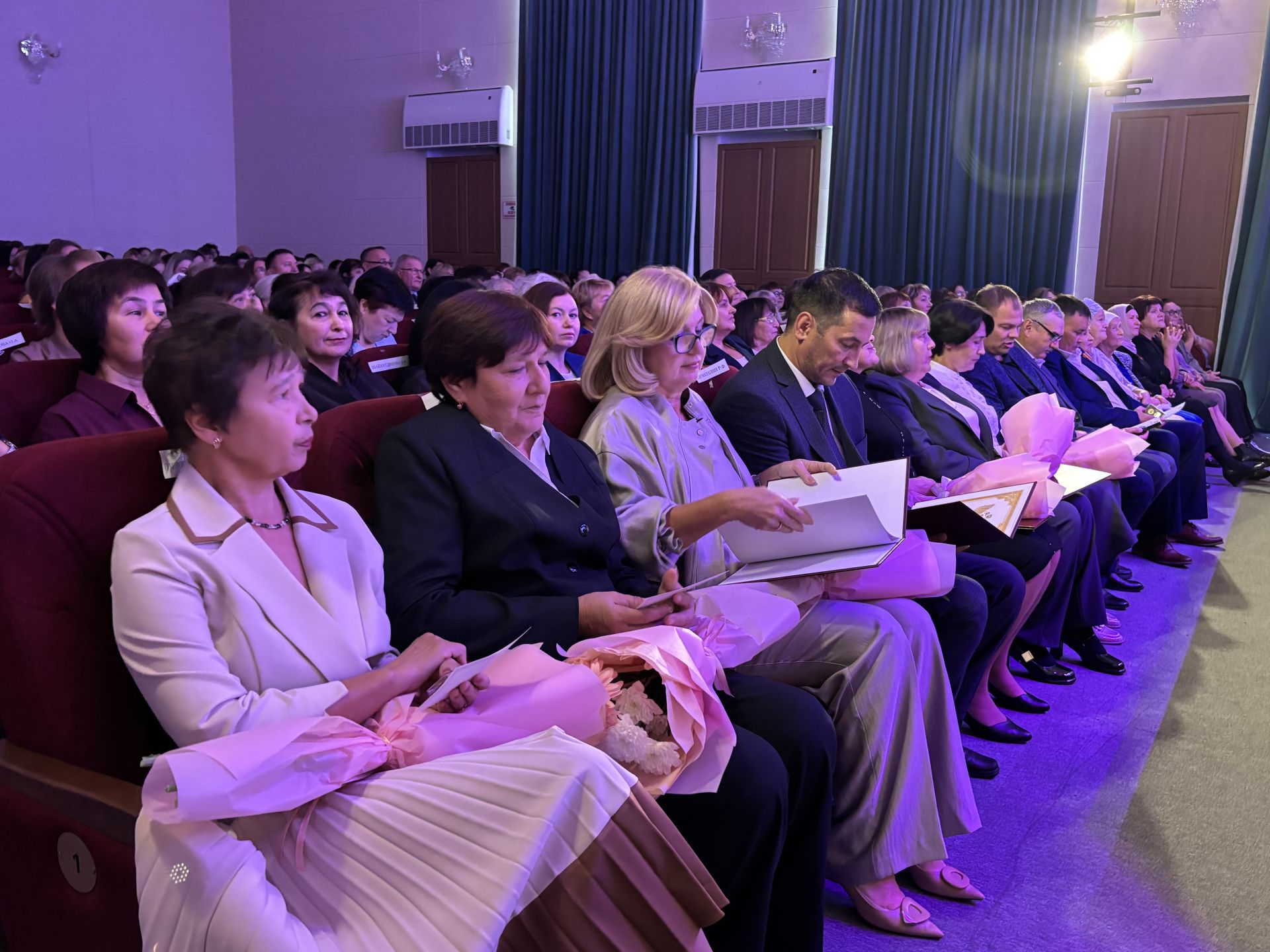 Ваш труд — основа будущего района