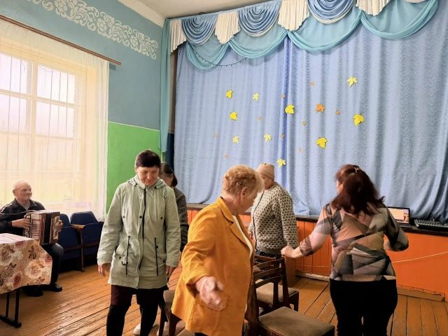 Золотая осень мудрости: в Ташкичуе поздравили старшее поколение