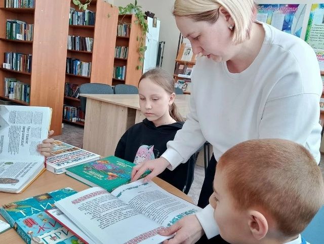 «Наш общий дом — Россия»: литературное путешествие в мир дружбы народов