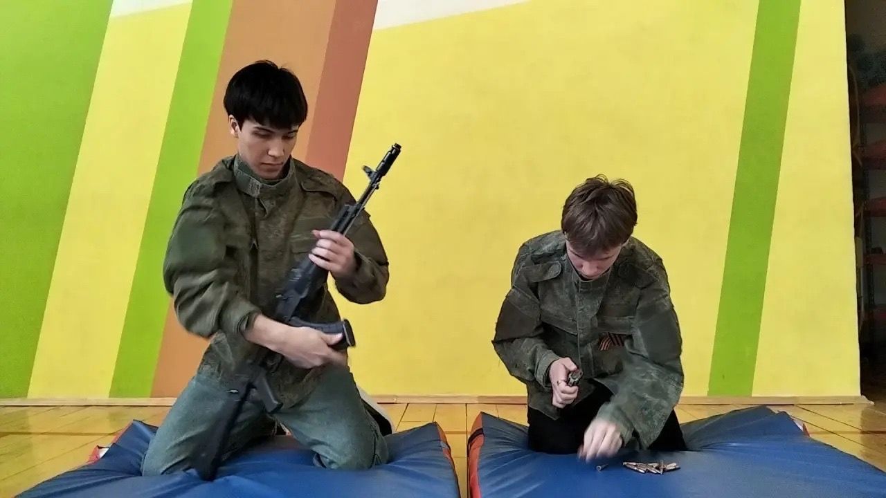 «Зарница 2.0» в Уруссу: школьники сразились в тактической игре