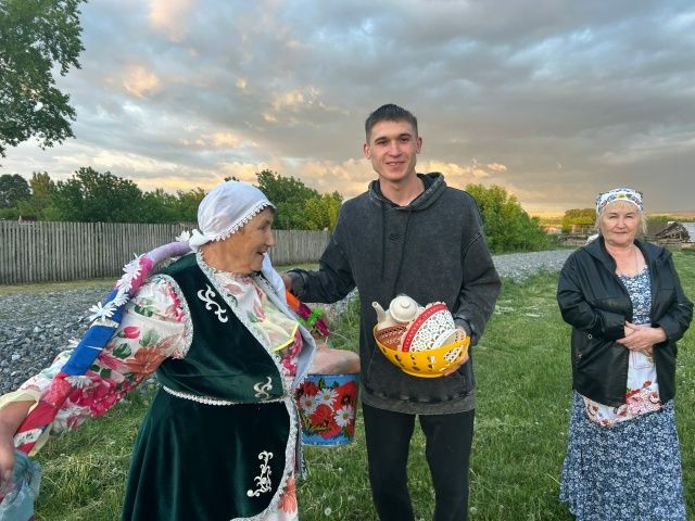 Как мы гуляли по селу