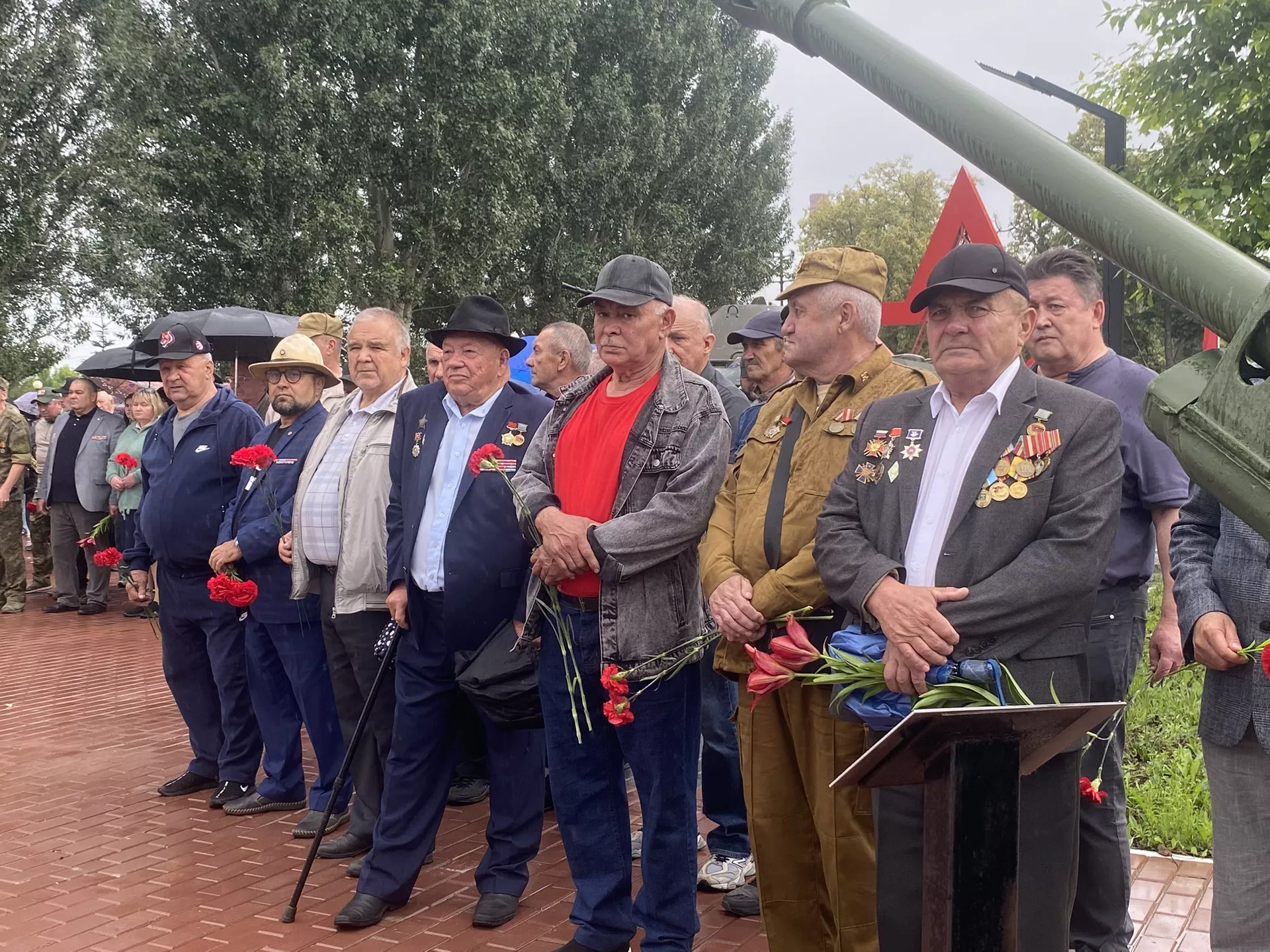 «Память, которую храним»: в Ютазинском районе почтили подвиг ветеранов боевых действий