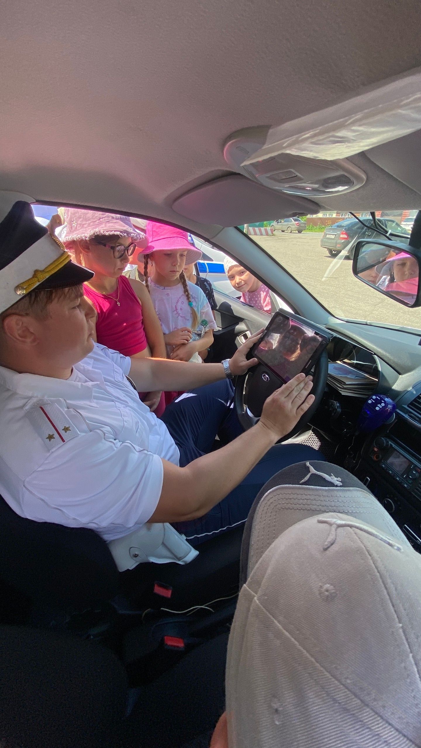 День ГИБДД в лагере «Атлант»: экскурсия, открытки и море впечатлений