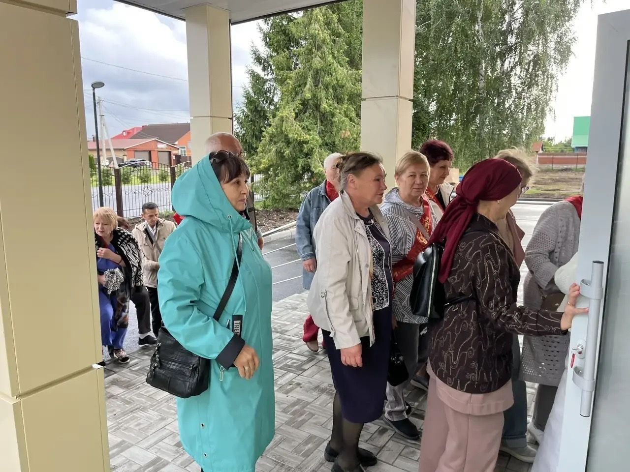 В обновленном Центре детского творчества состоялась встреча с выпускниками 50-летней давности