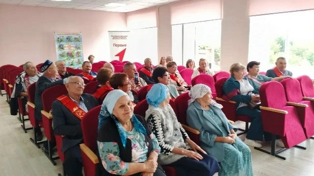 Вечер встречи в Каразерикской школе: 50 лет спустя