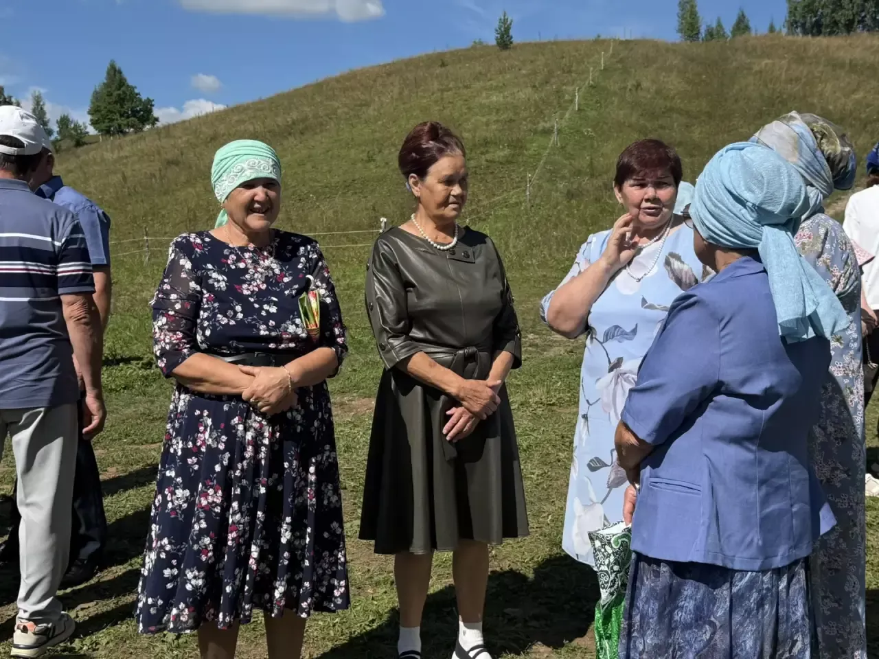 В Ютазинском районе в деревне Ак-Чишма торжественно открыли родник «Жидегэн чишма»