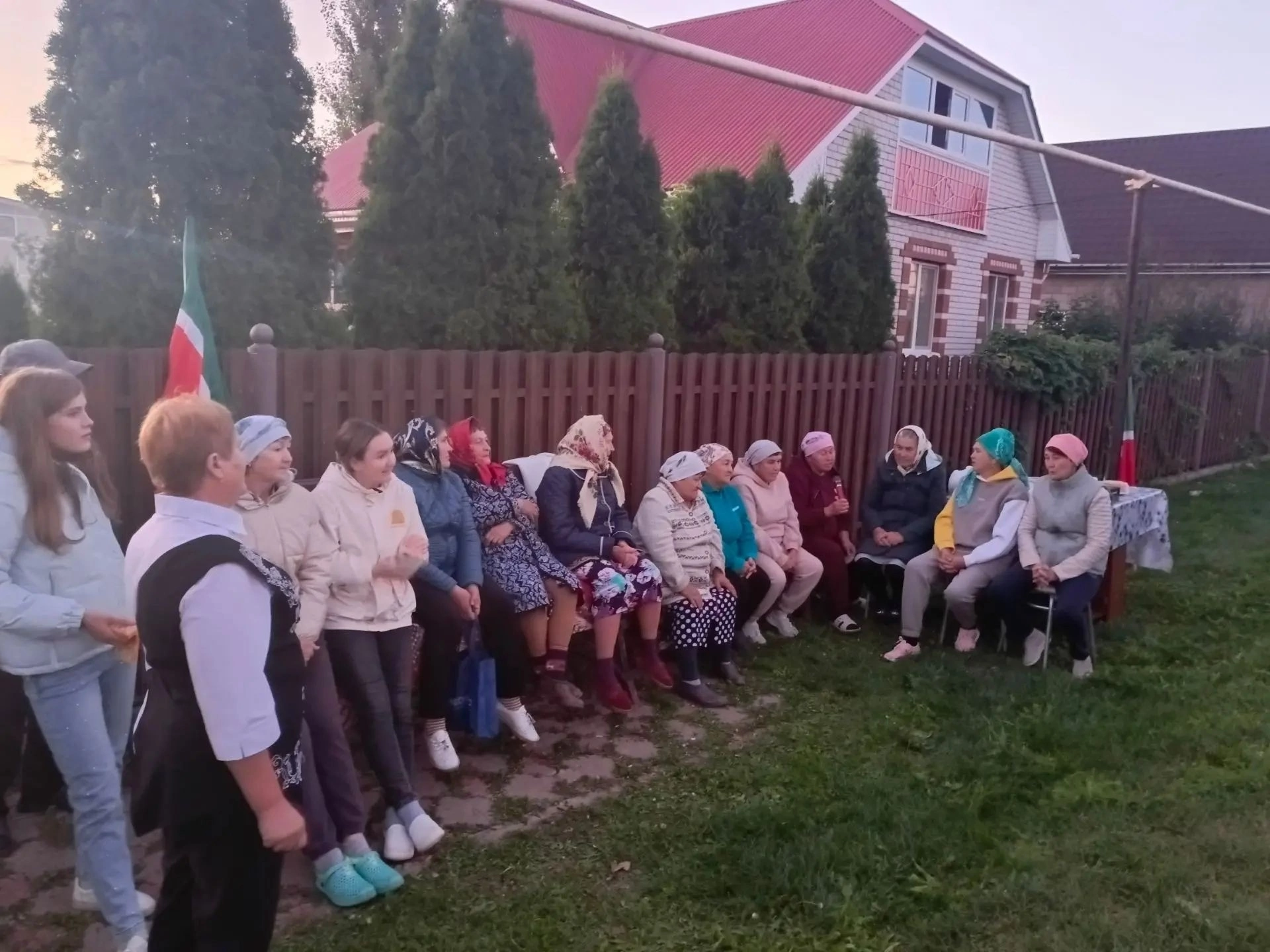 Душа села в одной улице