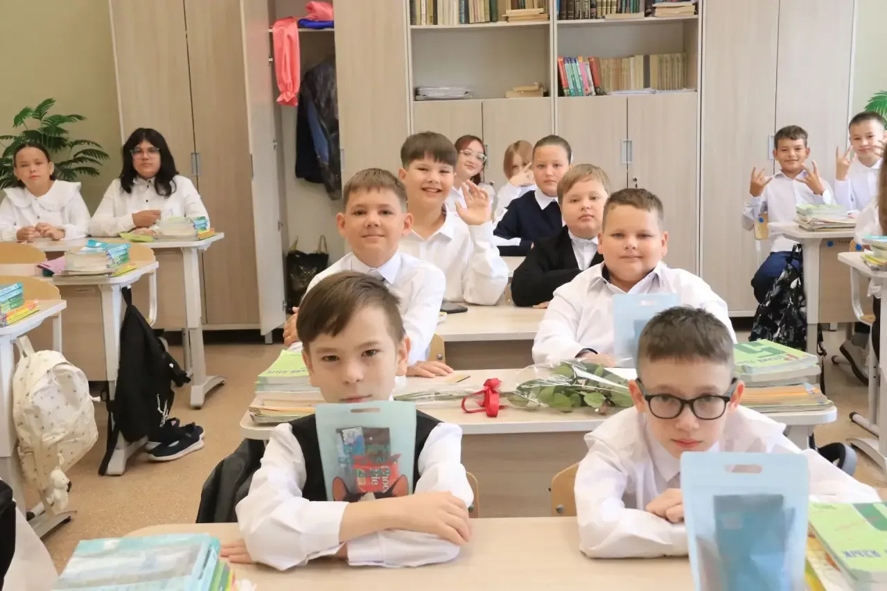 Школьные звонки оповестили о начале учебного года
