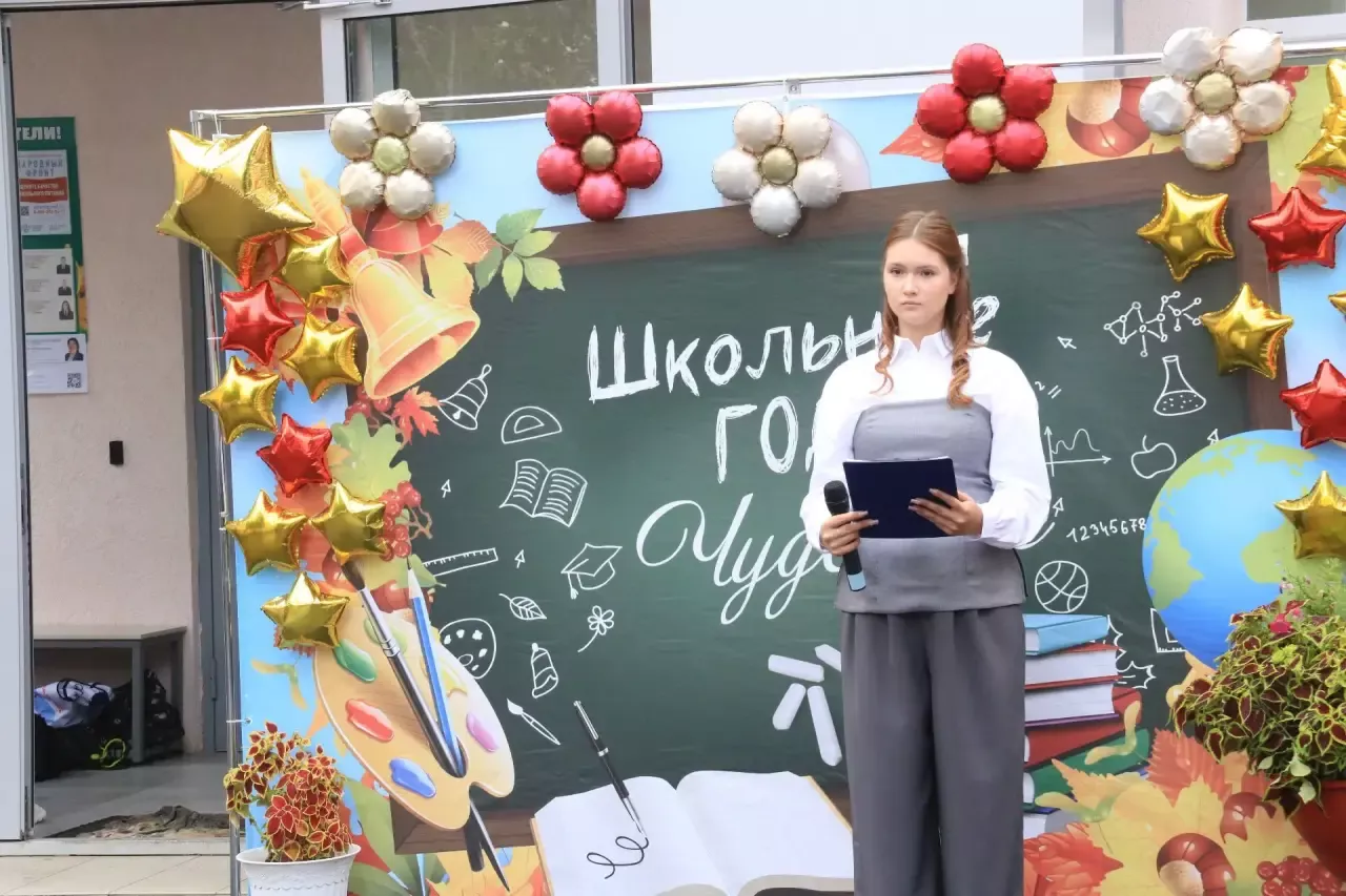 Школьные звонки оповестили о начале учебного года