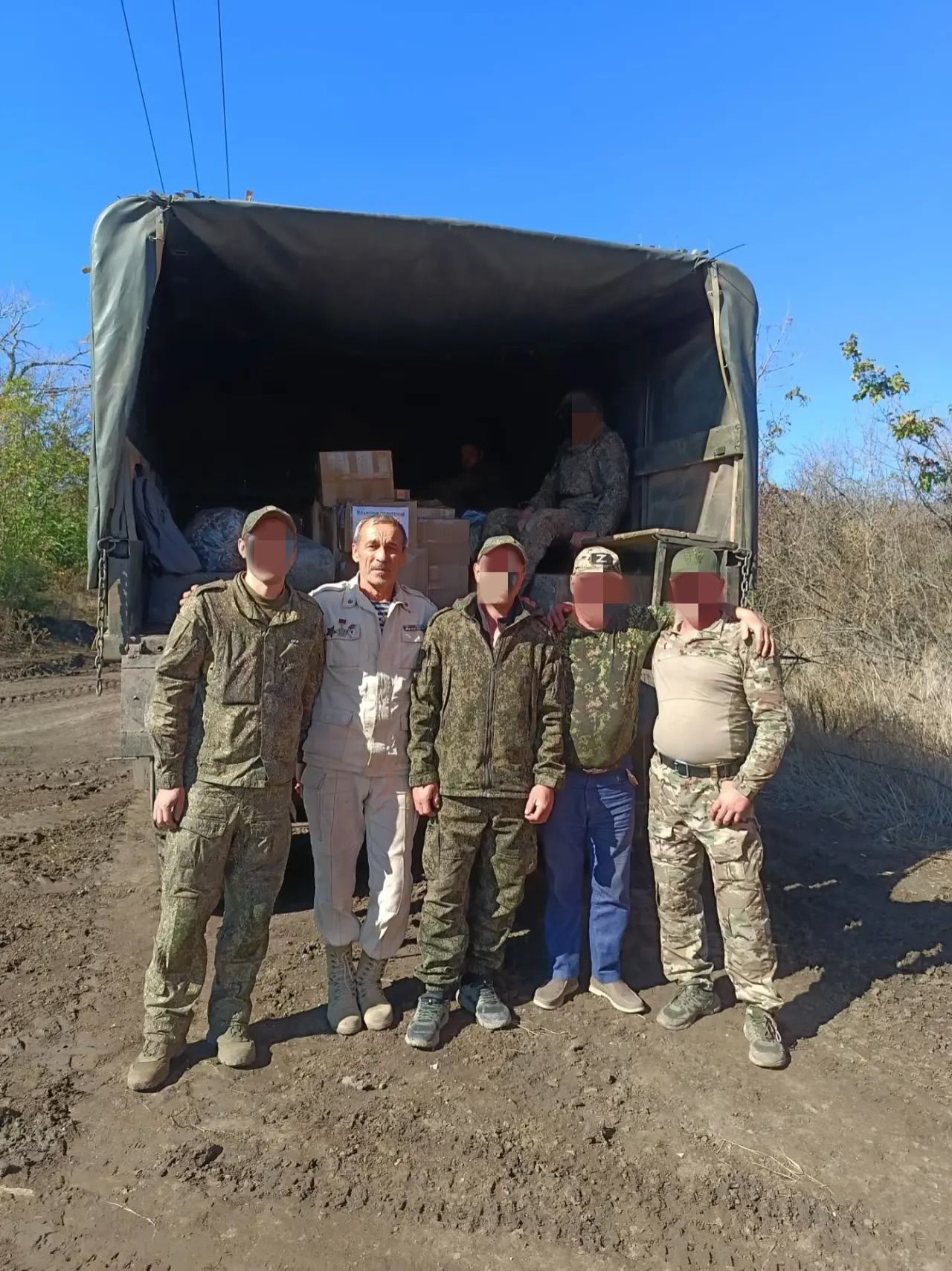 Наши волонтеры из «ТылСВО» и «Лучи добра» доехали до ребят!