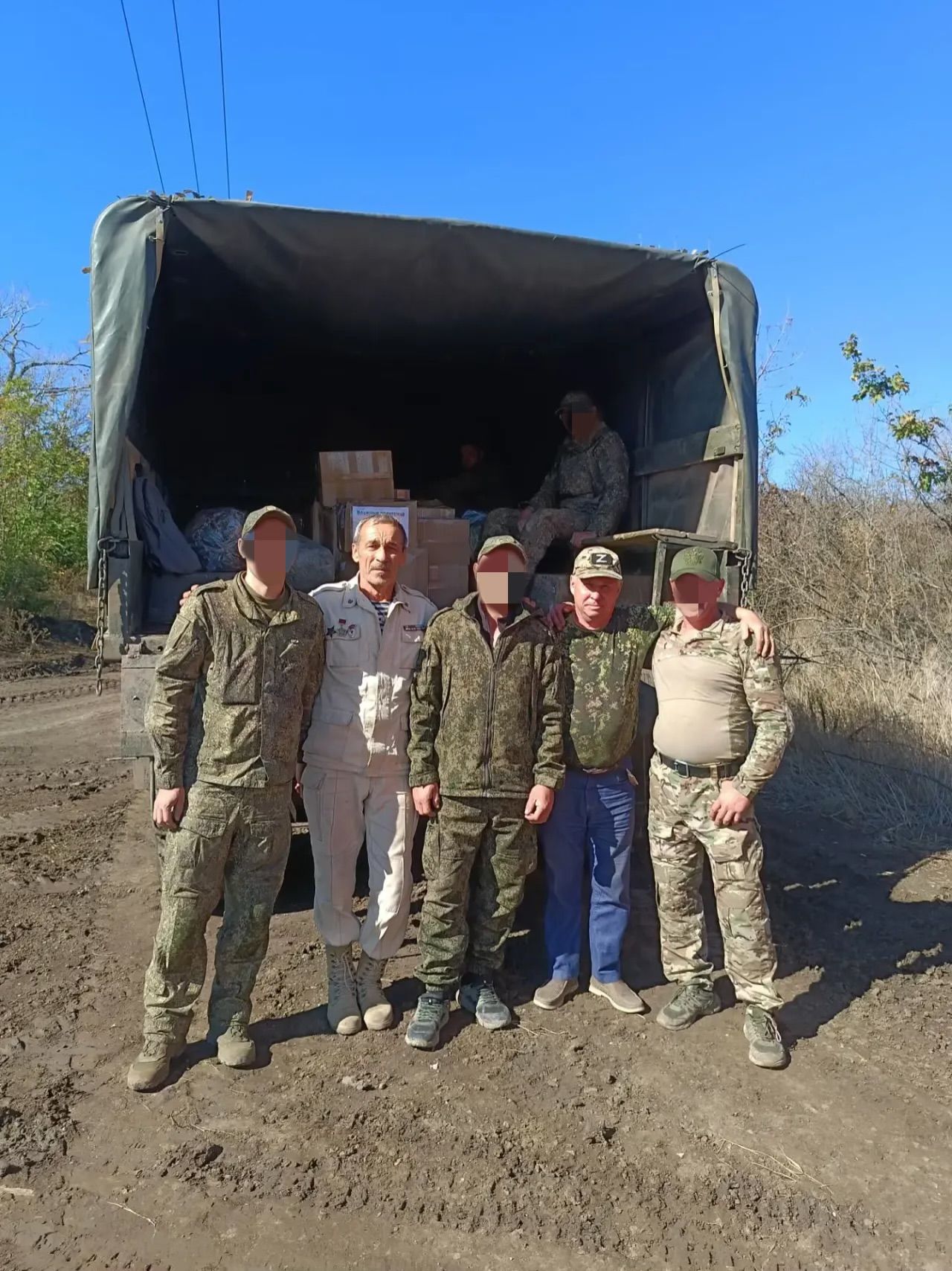 Наши волонтеры из «ТылСВО» и «Лучи добра» доехали до ребят!