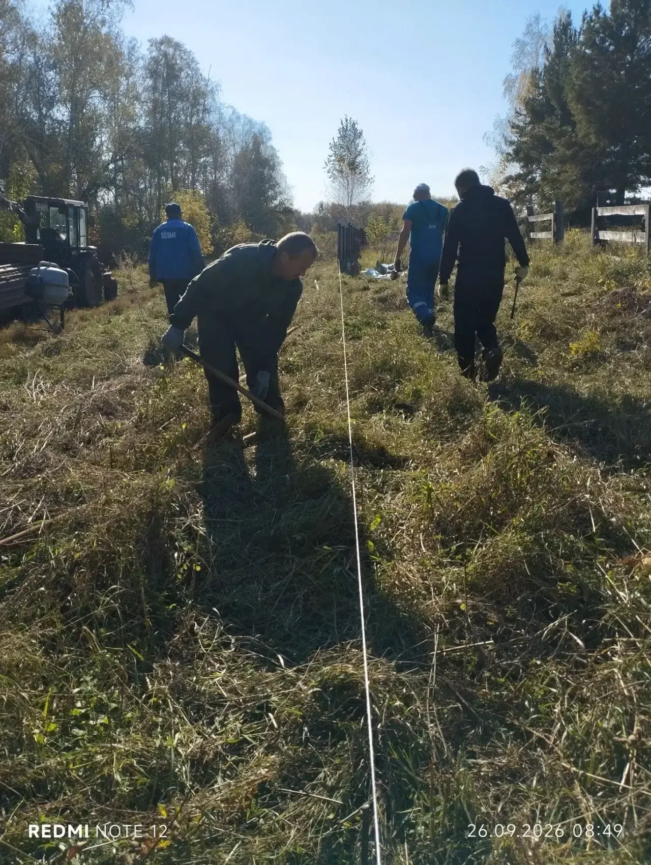 Жители Ютазинского поселения привели в порядок кладбище