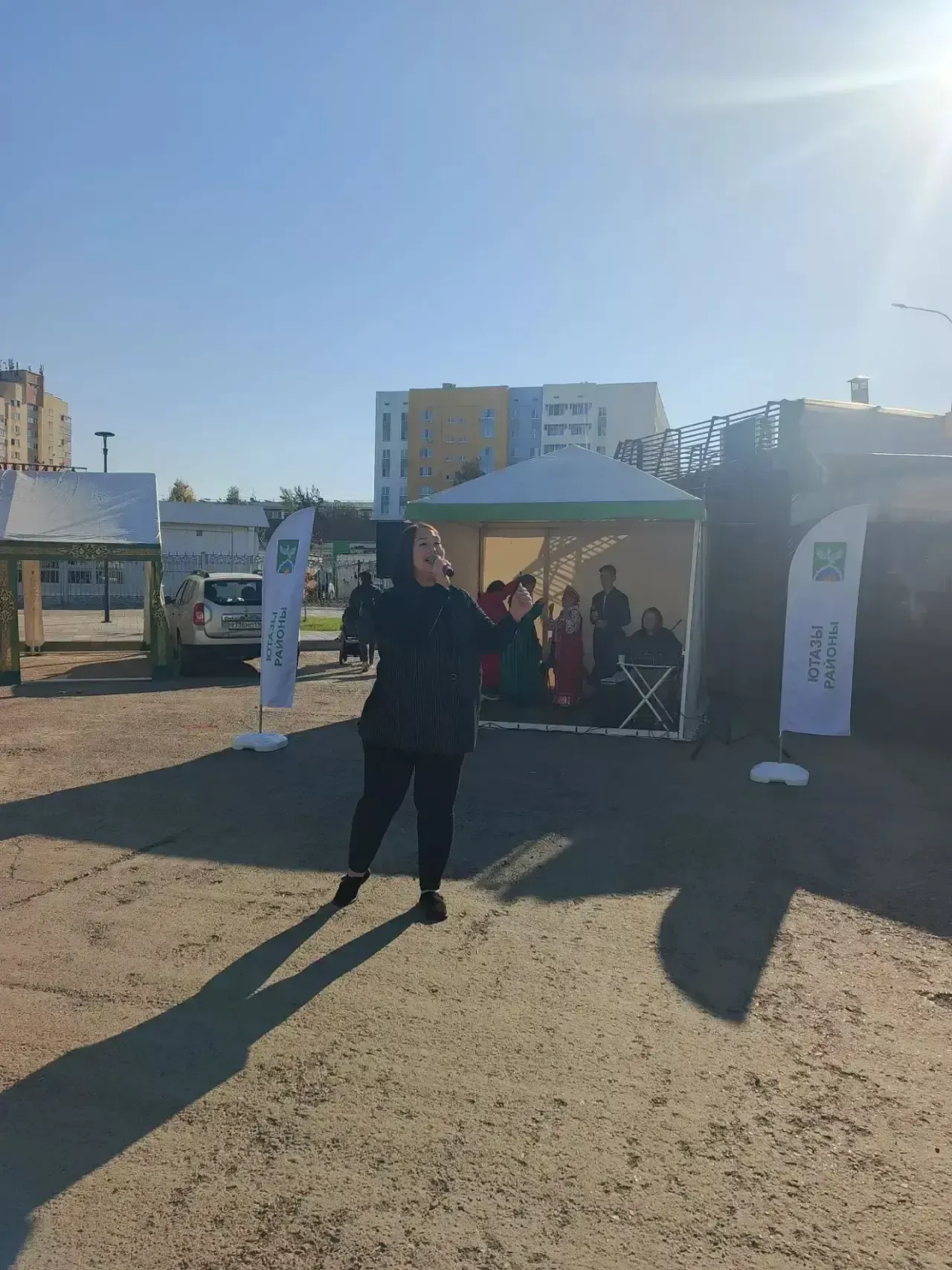 Артисты Ютазинского района подарили праздник гостям сельхозярмарки в Нижнекамске
