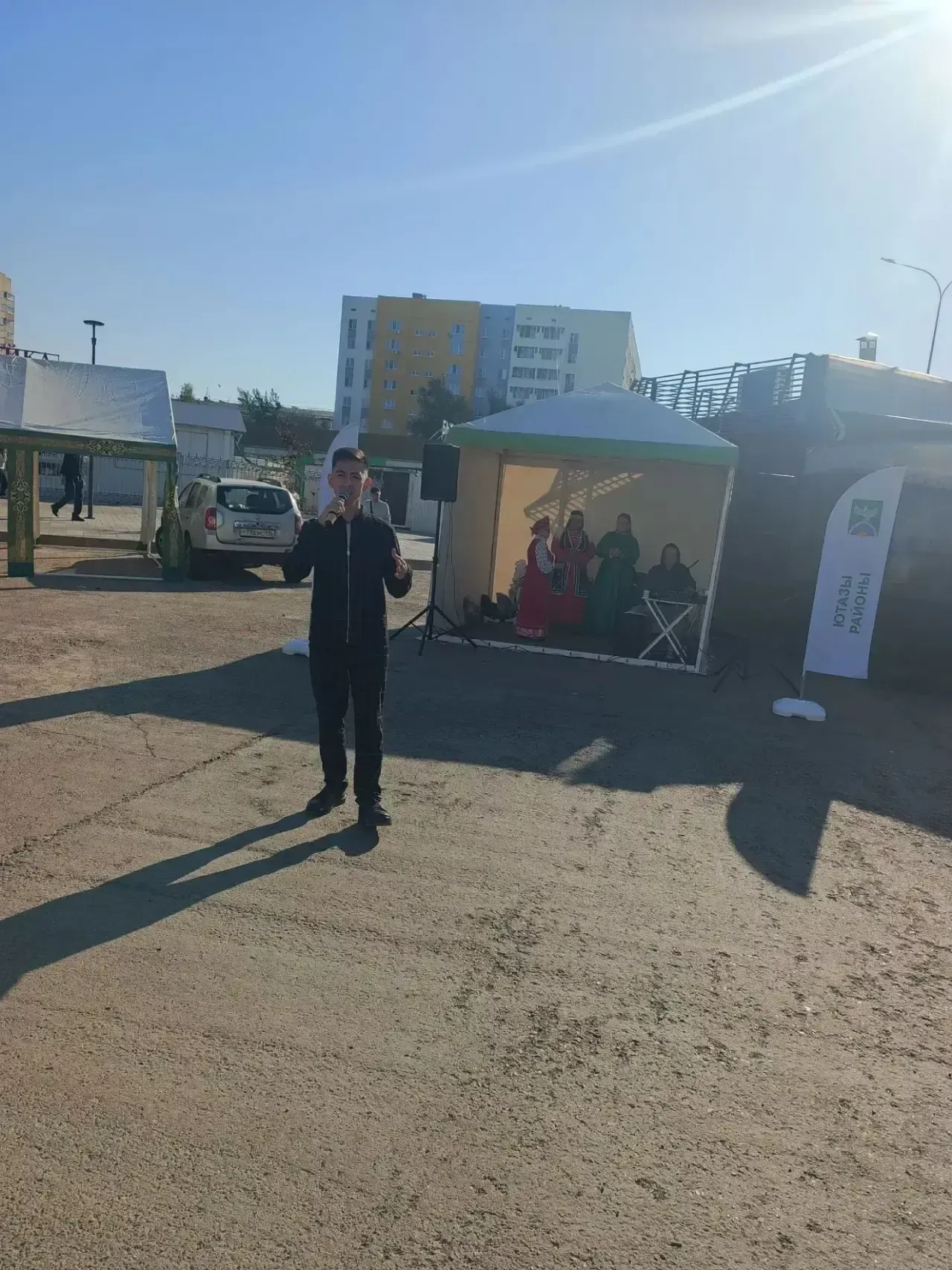 Артисты Ютазинского района подарили праздник гостям сельхозярмарки в Нижнекамске