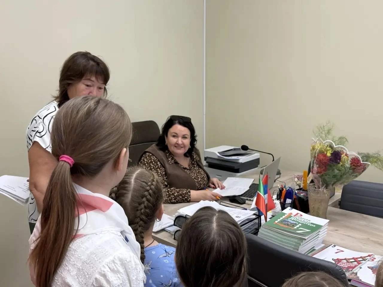 Будущие первоклассники заглянули в школу