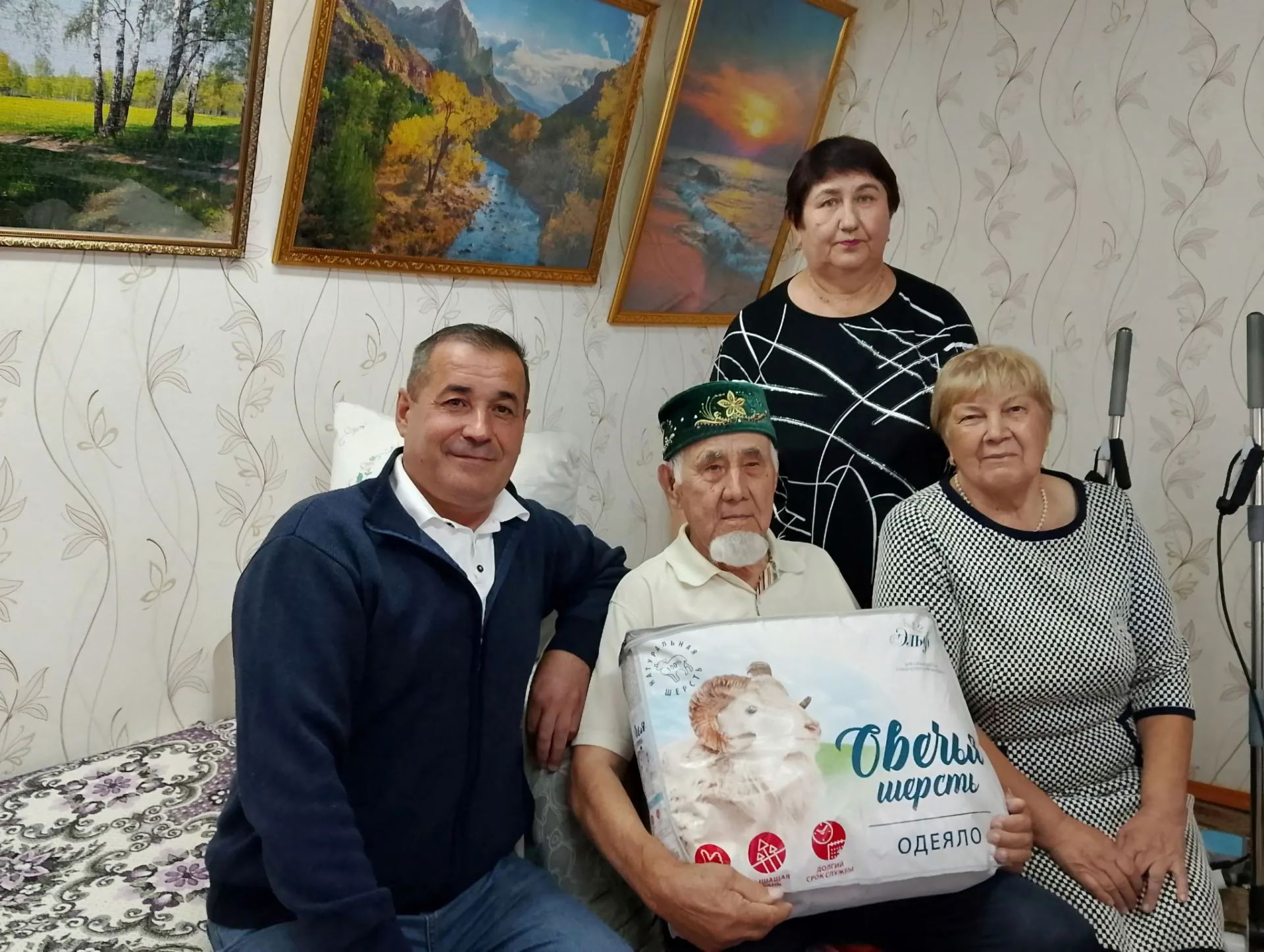 В Каракашлах поздравили с 90-летием труженика тыла
