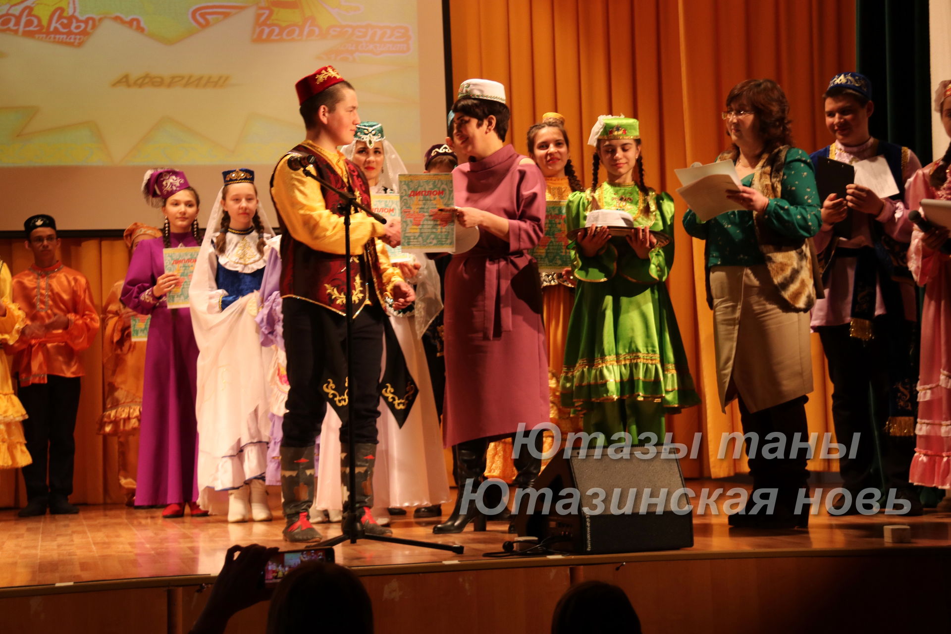 В Доме культуры поселка Уруссу состоялся муниципальный конкурс «Татар кызы, татар егете-2021»