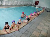 Учащиеся 2 б класса Уруссинской гимназии в рамках проекта «Всеобуч по плаванию» посетили бассейн